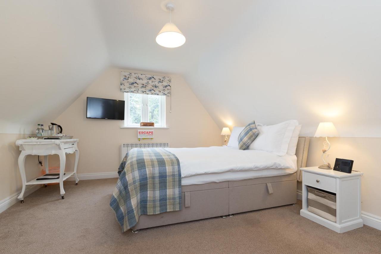 Whitethorn Bed And Breakfast コングルトン エクステリア 写真